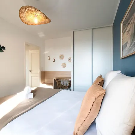 Atlantic Selection - Vagues En Vue, A L'estacade Avec Piscine